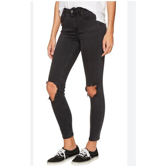 Free People Jeans Women's 28 Black High Rise Busted Knee Skinny Denim Washed Out - Picture 1 of 11